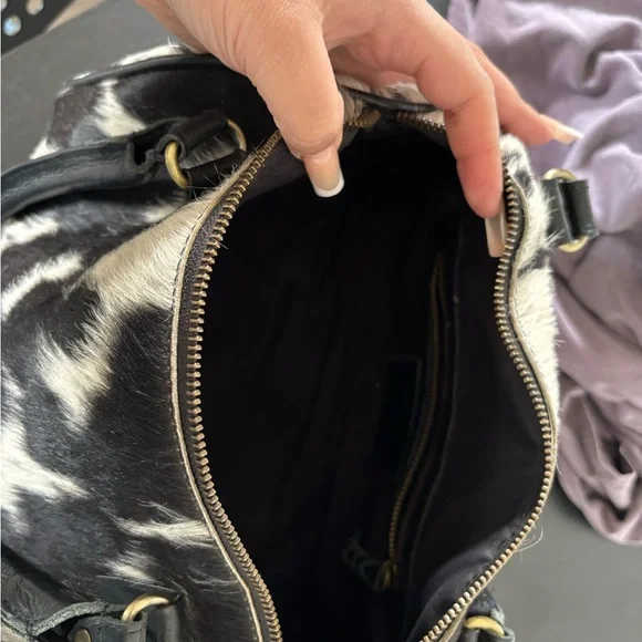 “Speedy”Cowhide Handbag - Picture 5 of 5
